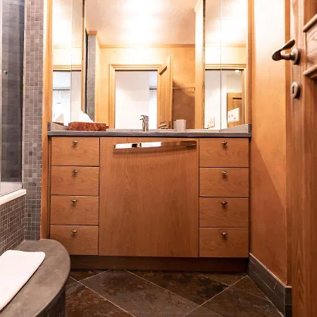 Chesa Sonnalpine B 48-5 By Interhome *